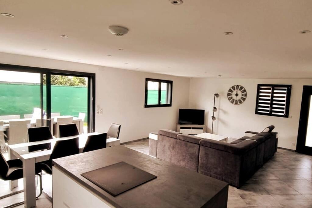Maison Saint-Léonard Extérieur photo